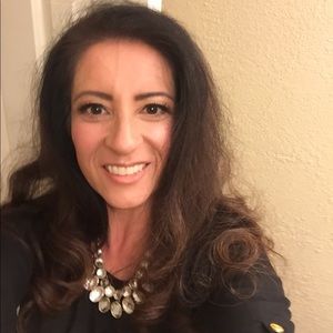 Meet your Posher, Christie